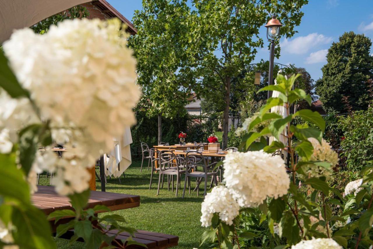La Tenuta Di Santo Stefano Agri Resort & Spa Фосано Екстериор снимка